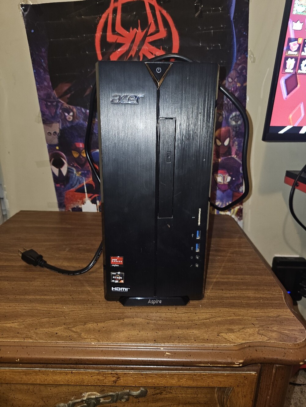 Acer Aspire TC - Rvzen 3 4300G - 8 GB DDR4 - 512 GB SSD - AMD
